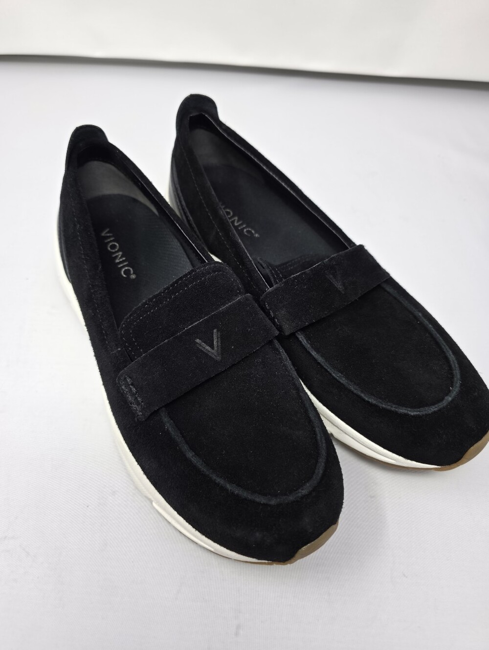 Vionic Walk Roam Loafer Size 10W Wide Black Suede